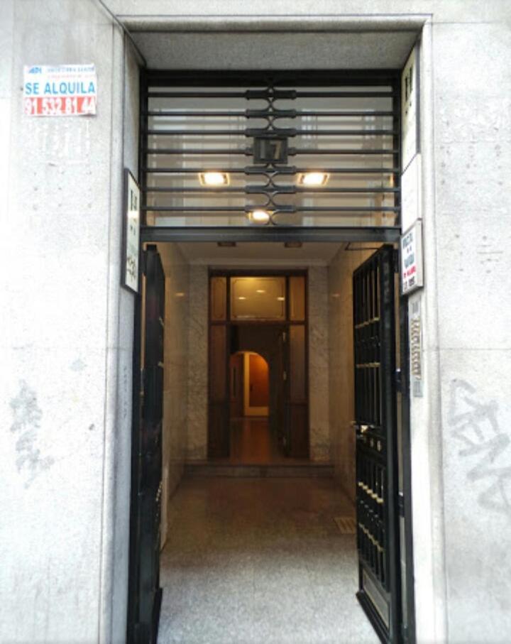 Hostal Gaudi Madrid Esterno foto